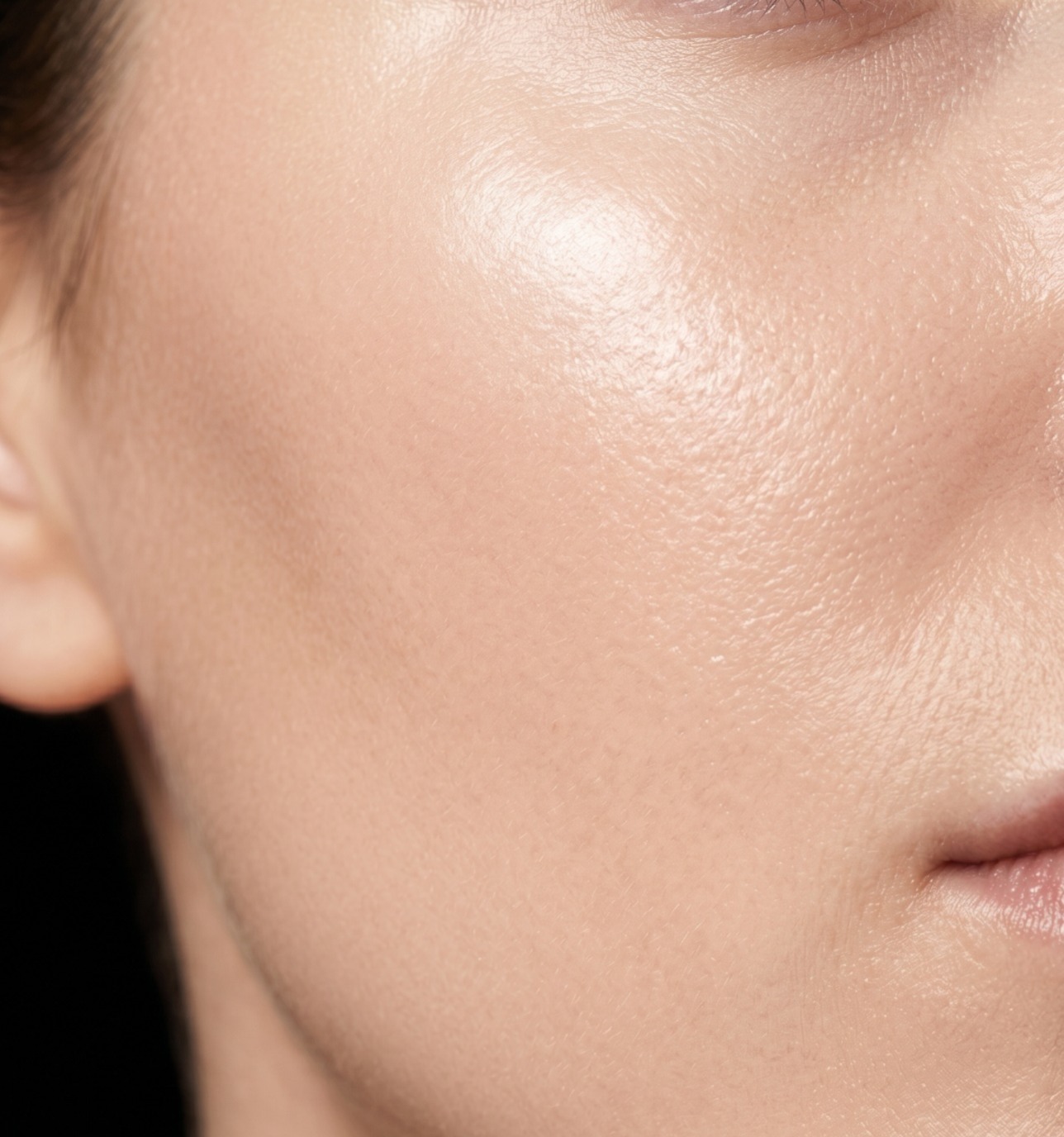 Dermaplaning — renovação celular e pele iluminada